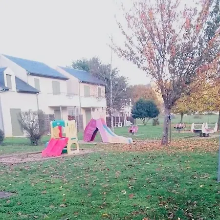 Appartamento T2 3 étoiles St Geniez D'olt 2 Piscines Chauffées *