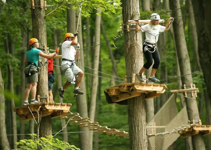 T2 3 Etoiles St Geniez D'olt 2 Piscines Chauffees 75 Lejlighed